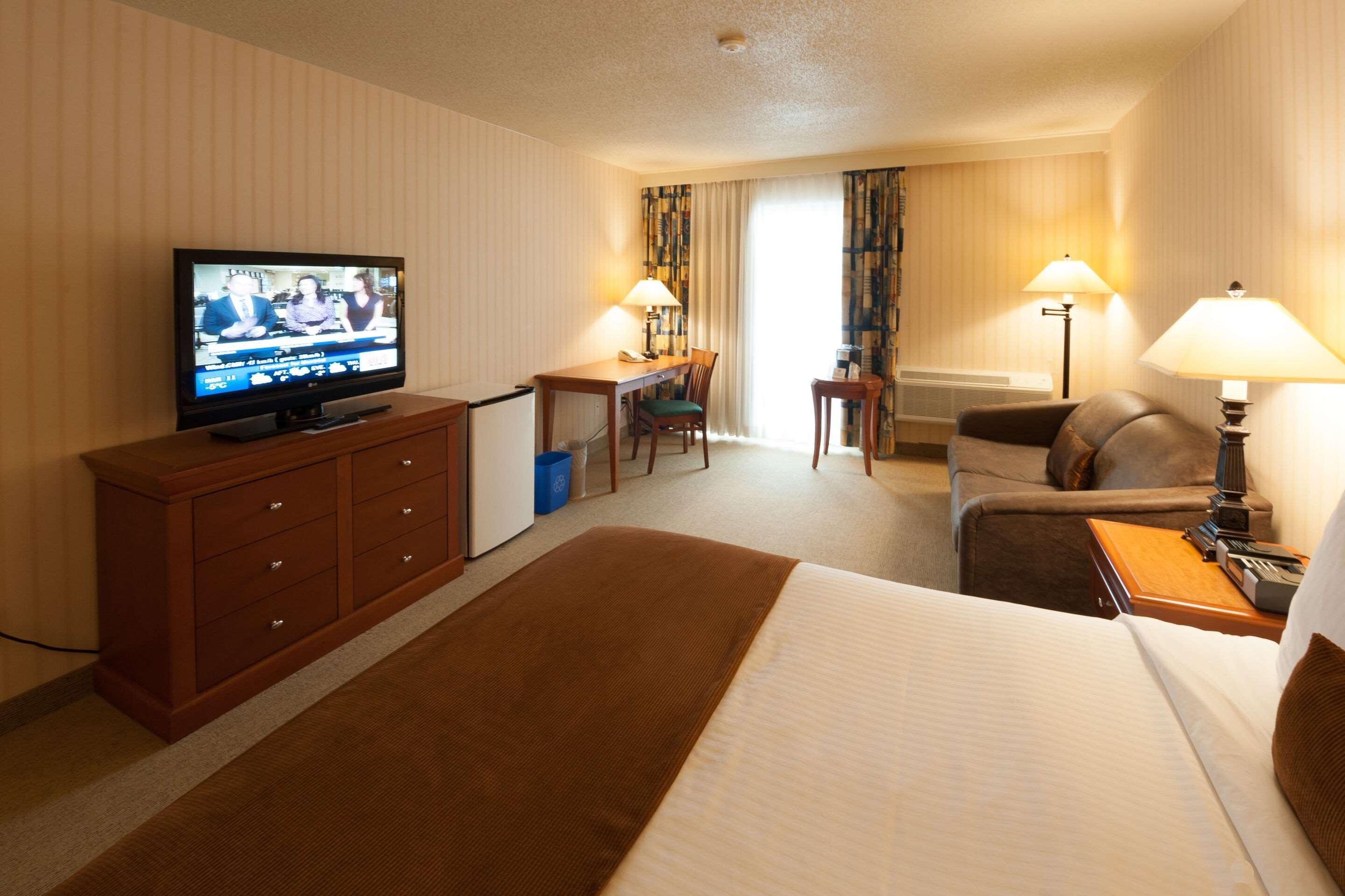 Pinestone Resort, Conference Centre, Spa & Golf Course Халибъртън Екстериор снимка