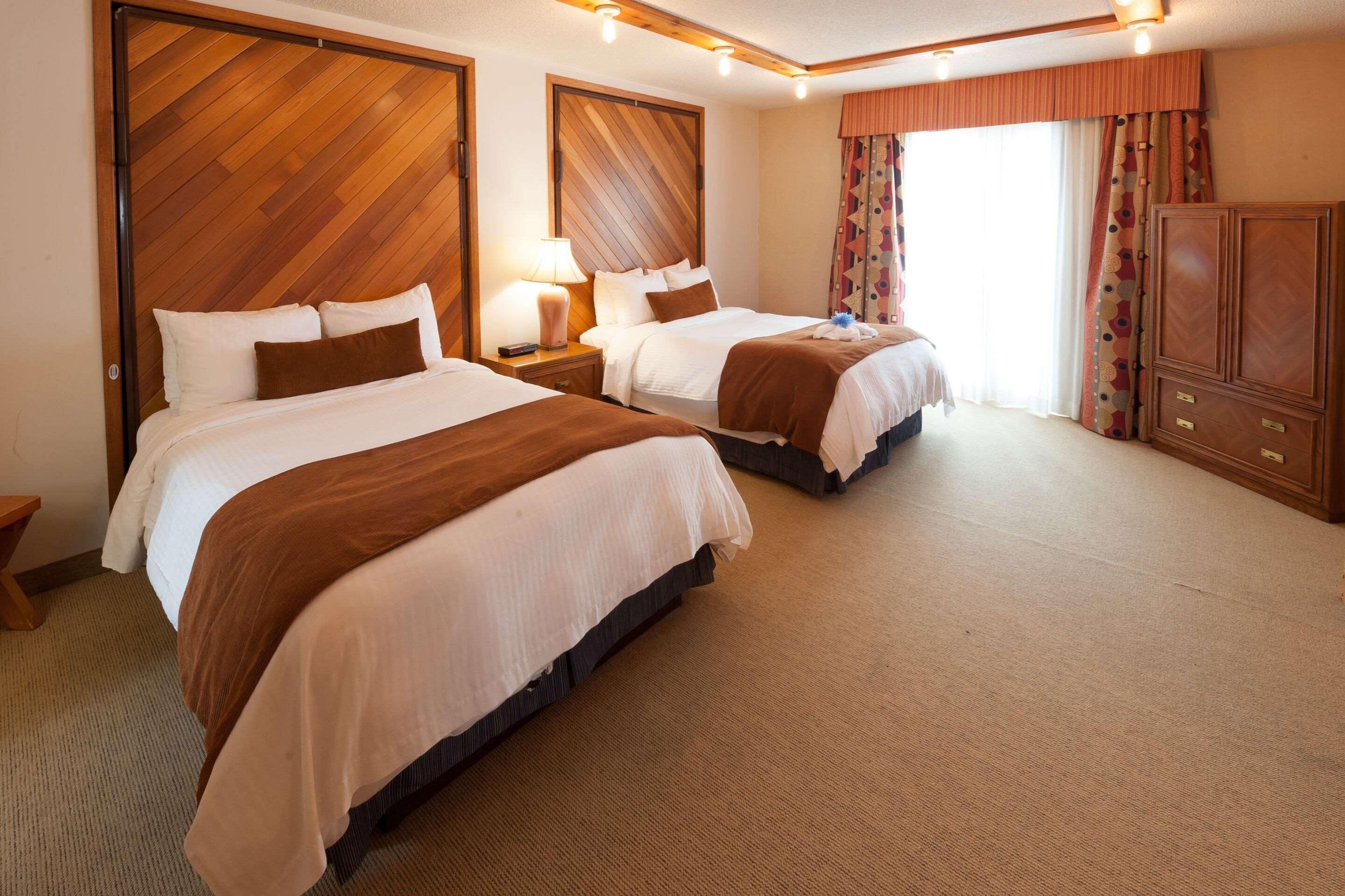 Pinestone Resort, Conference Centre, Spa & Golf Course Халибъртън Екстериор снимка