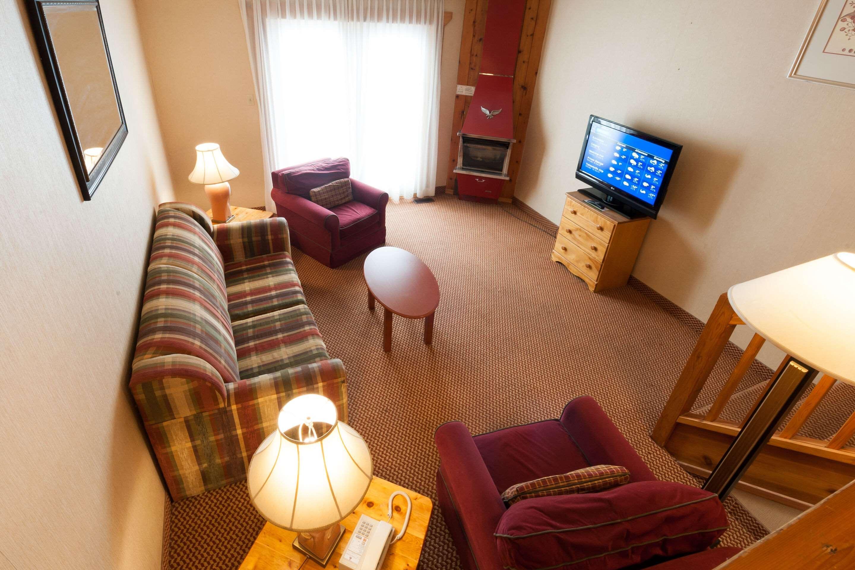 Pinestone Resort, Conference Centre, Spa & Golf Course Халибъртън Екстериор снимка