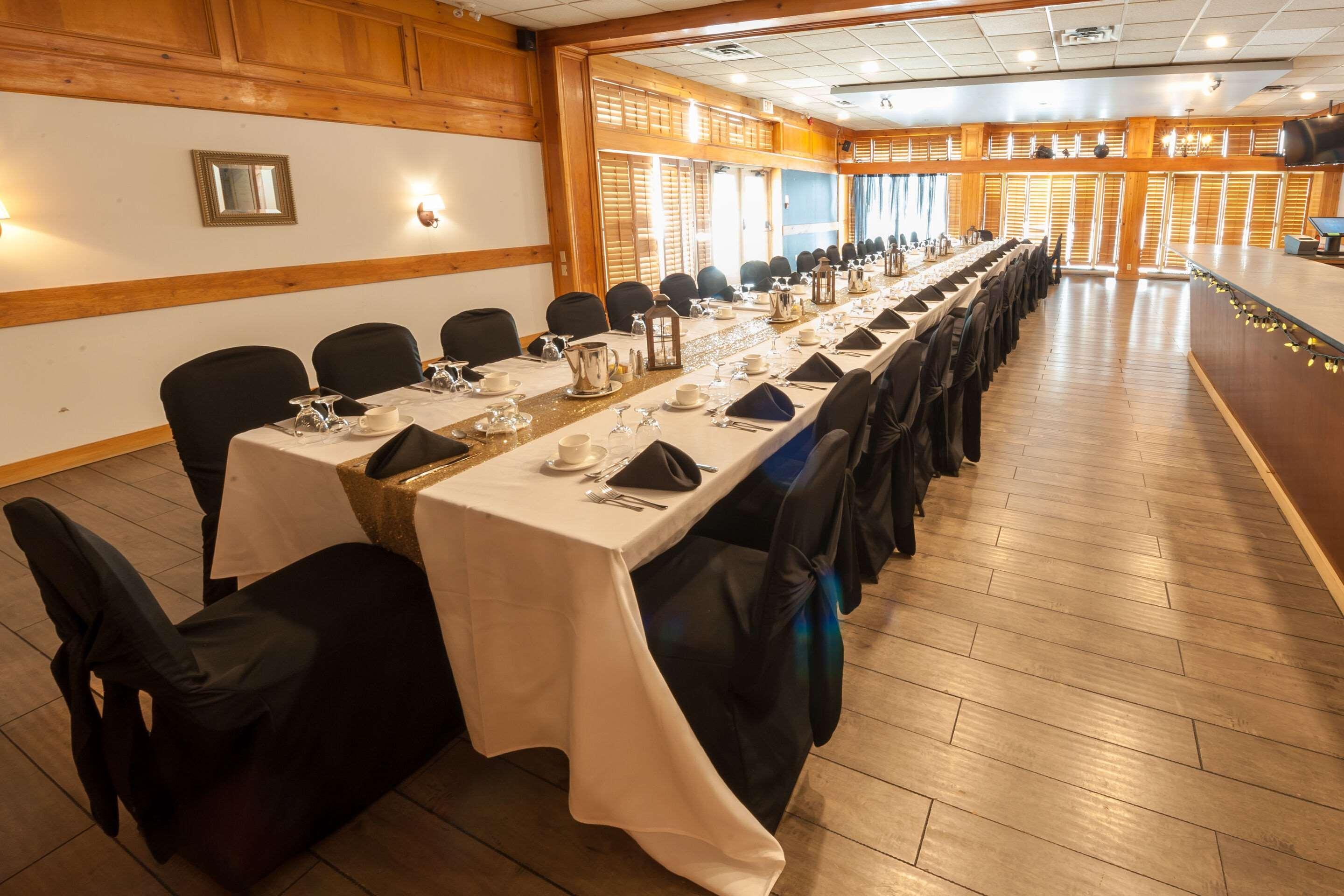 Pinestone Resort, Conference Centre, Spa & Golf Course Халибъртън Екстериор снимка