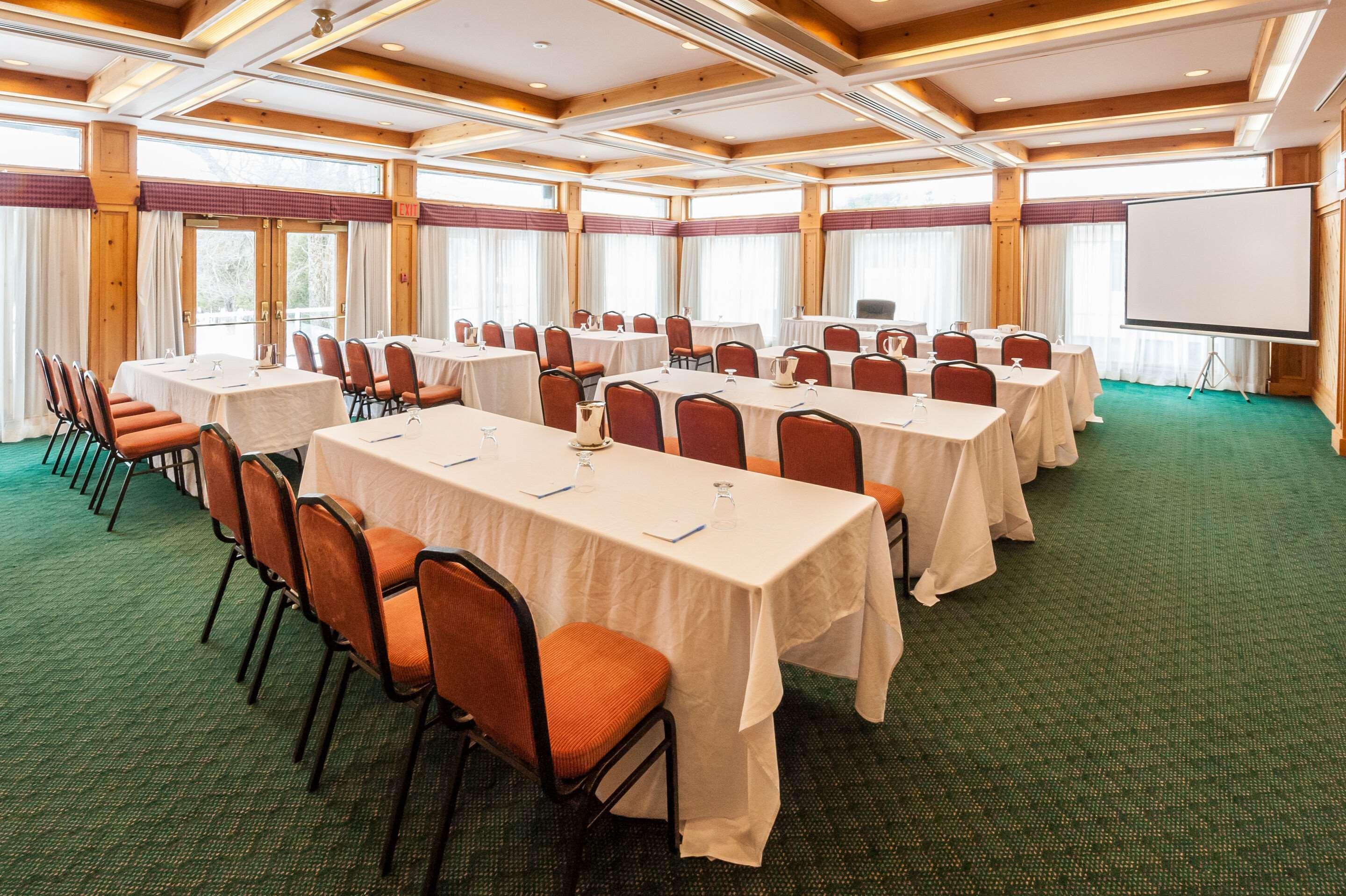 Pinestone Resort, Conference Centre, Spa & Golf Course Халибъртън Екстериор снимка