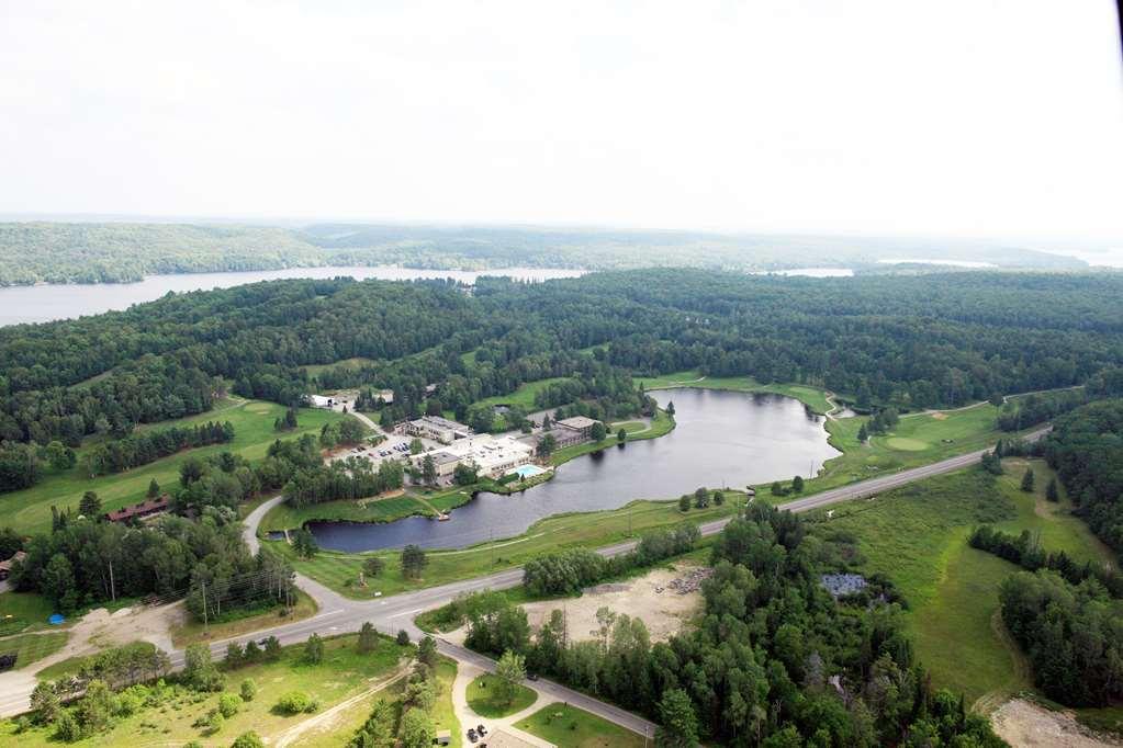 Pinestone Resort, Conference Centre, Spa & Golf Course Халибъртън Екстериор снимка
